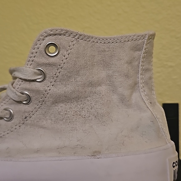 Chuck Taylor All Stars Lugged 2.0 Sneaker Platform High Top White Canvas - Picture 3 of 7